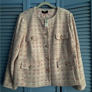 Women’s pink tweed Jacket